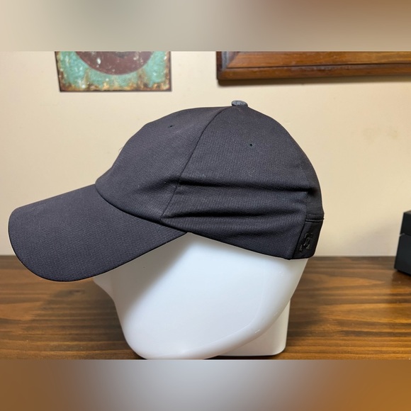 Lululemon Athletic Women's Black Adult Cap Hat Small Medium S/M Poly Nylon - Picture 2 of 9